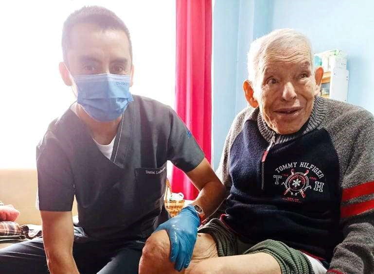 fisioterapia en adultos mayores en Riobamba servicio de fisioterapia a domicilio para pacientes adultos mayores en Riobamba